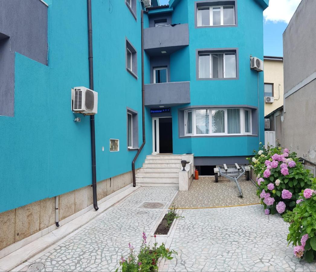 Hotel ARes Constanţa Exterior foto